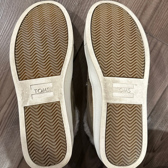 Toms Paxton Slip On Faux Fur - Picture 3 of 5